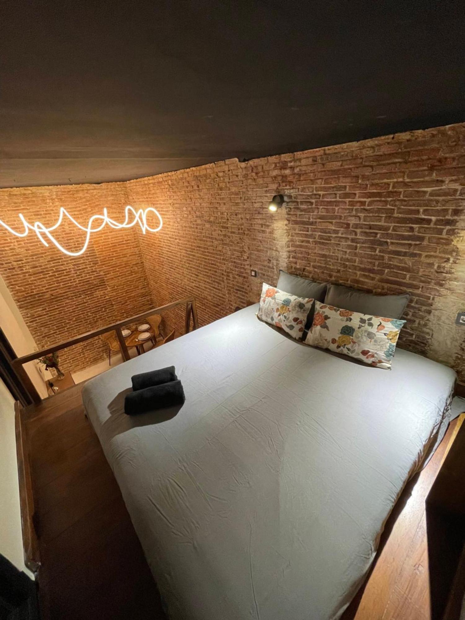 Apartamento Moderno En Edificio Historico Madrid Luaran gambar