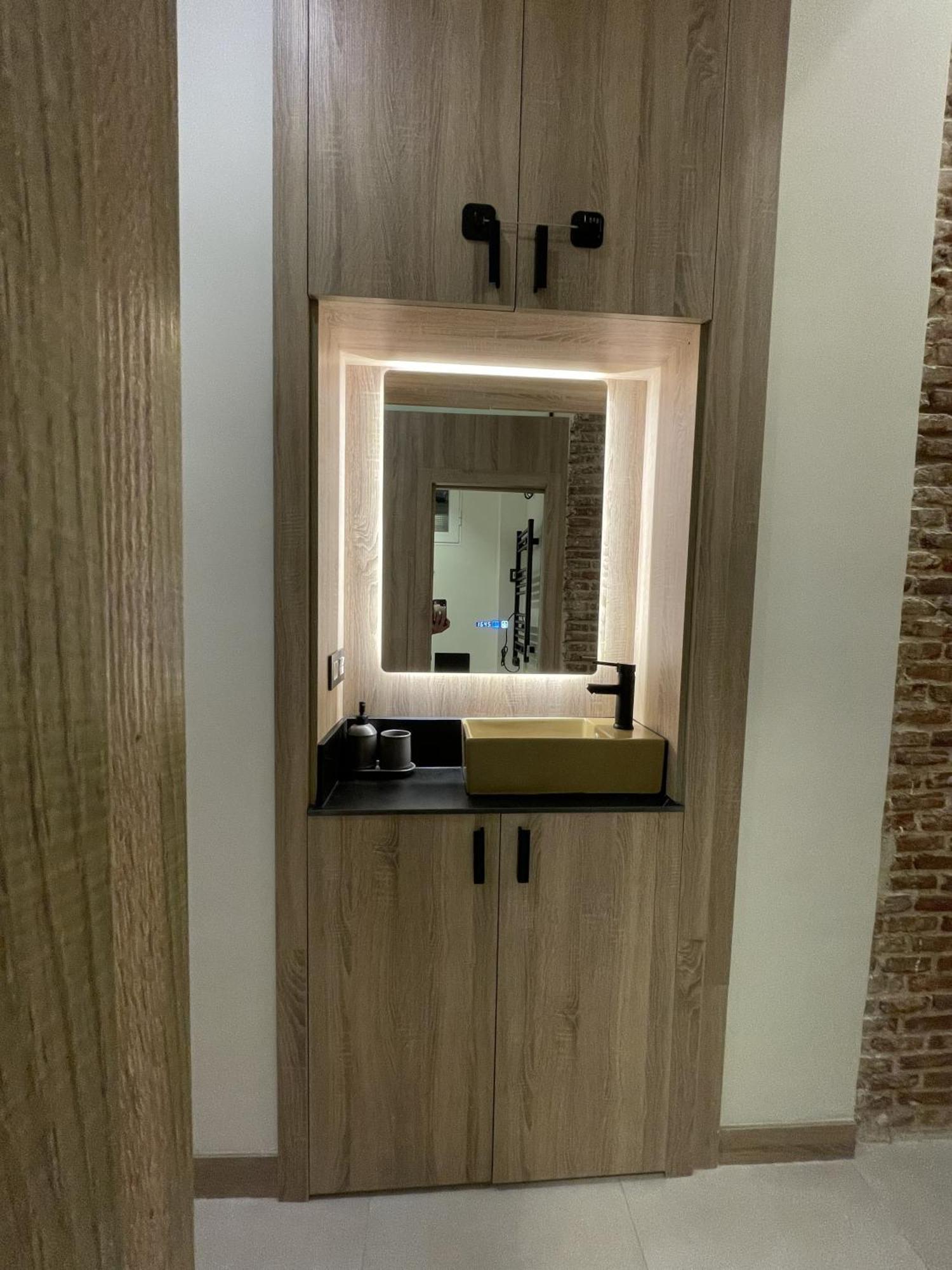 Apartamento Moderno En Edificio Historico Madrid Luaran gambar