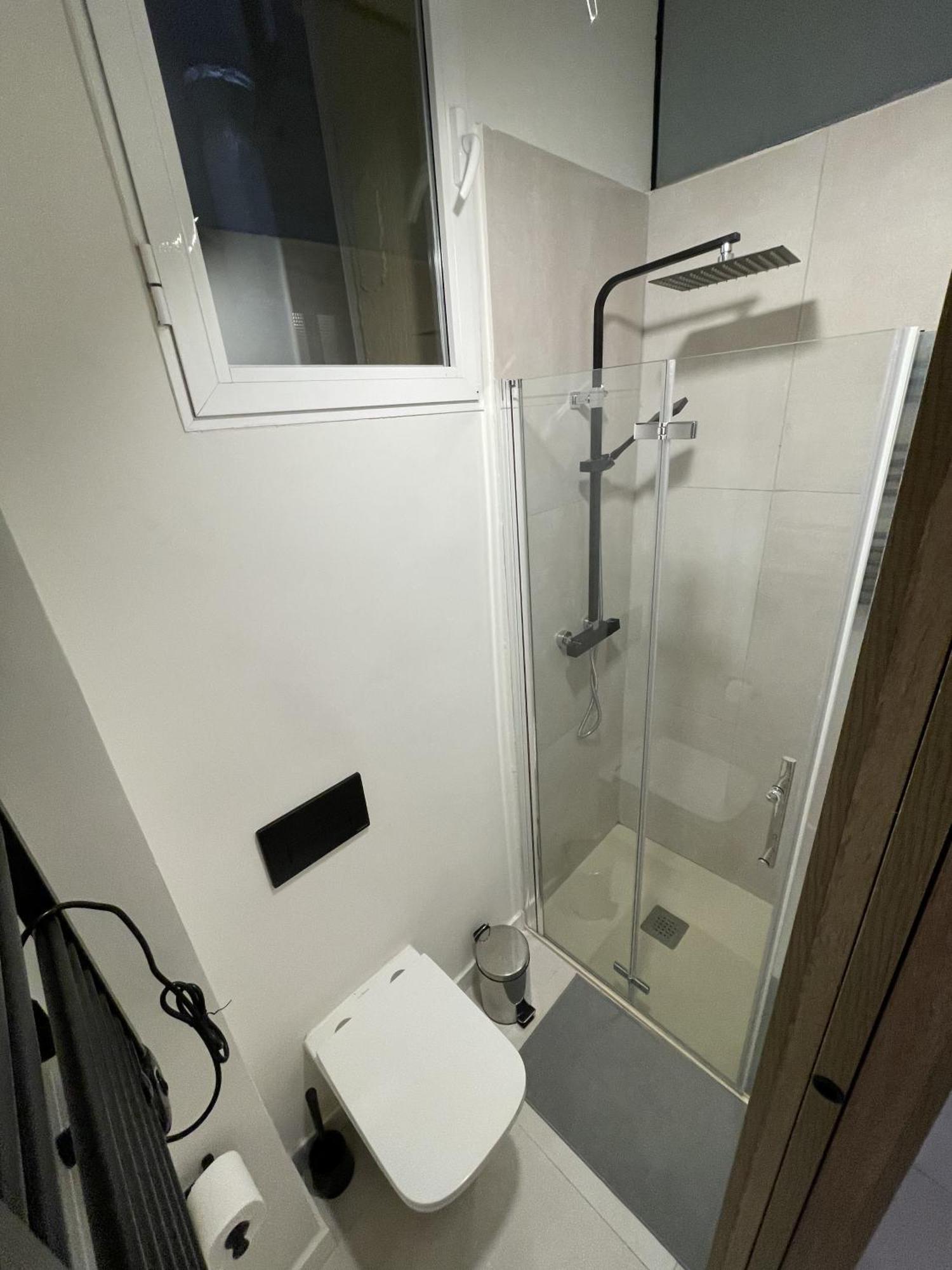 Apartamento Moderno En Edificio Historico Madrid Luaran gambar