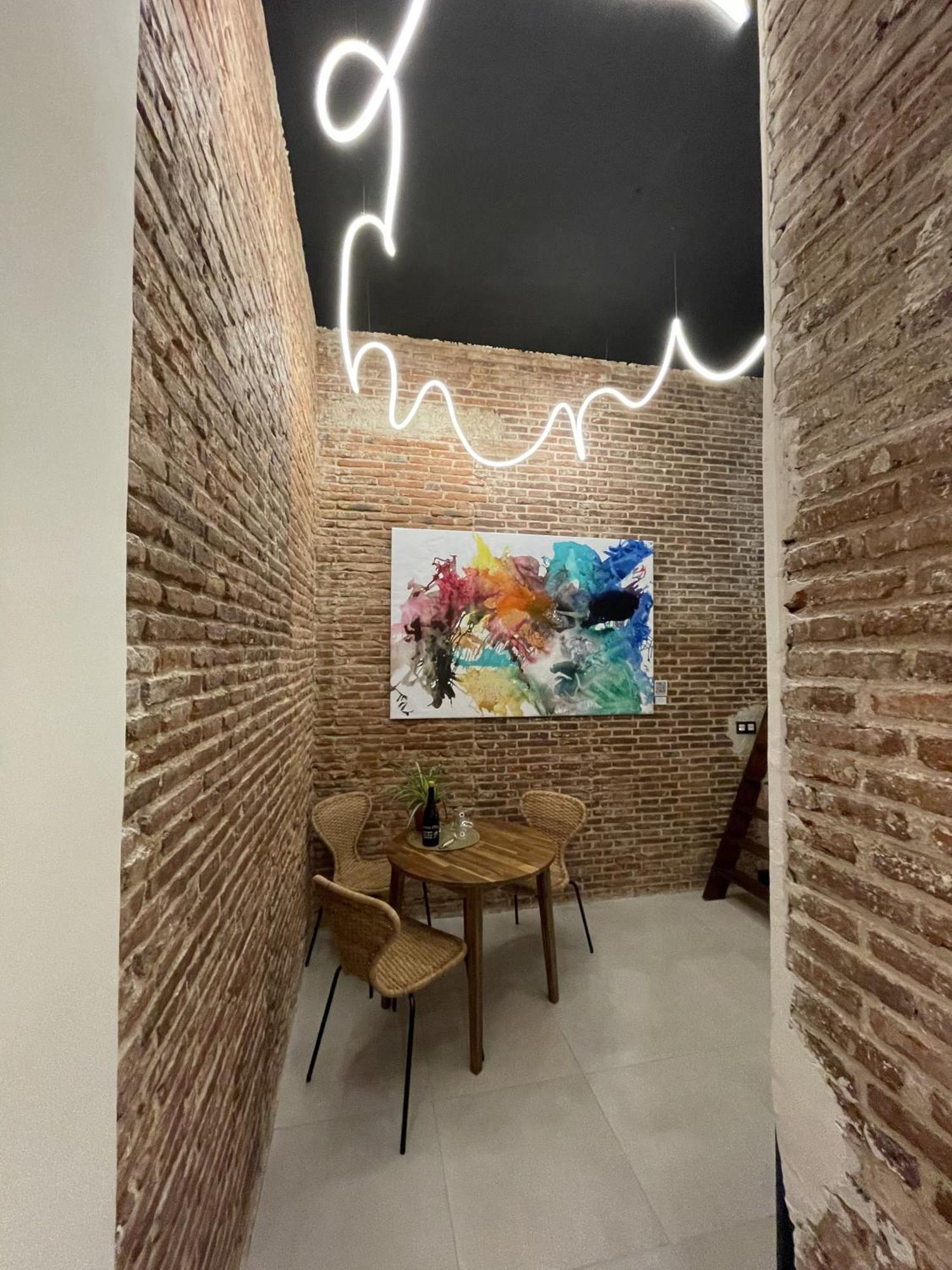 Apartamento Moderno En Edificio Historico Madrid Luaran gambar