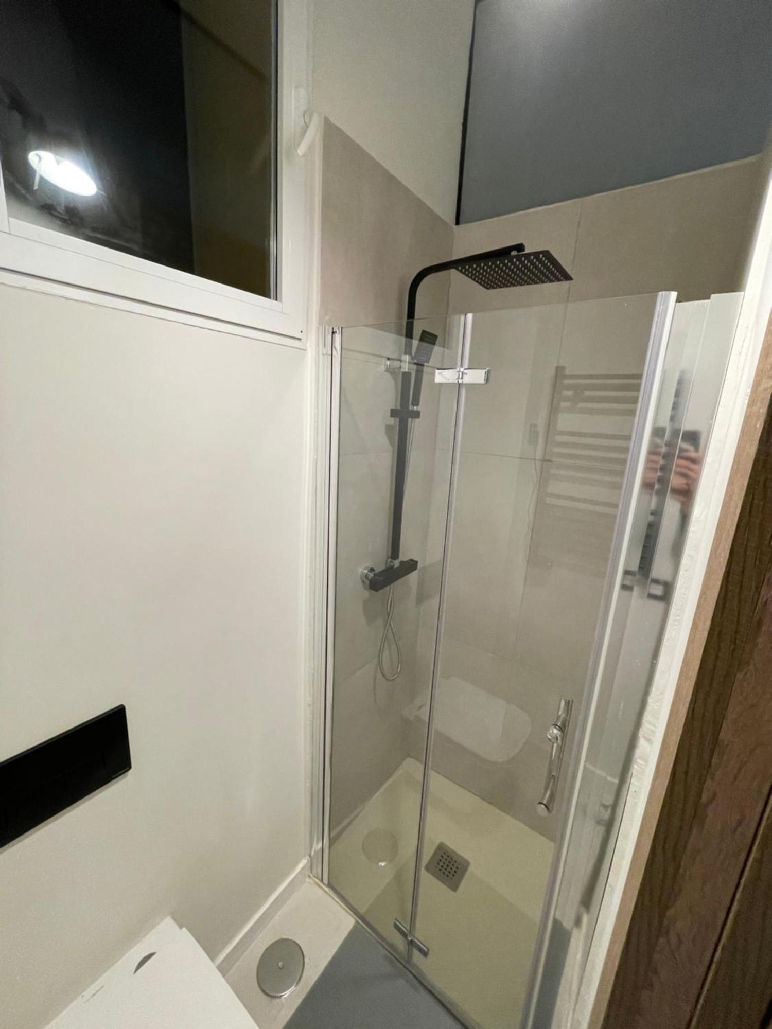 Apartamento Moderno En Edificio Historico Madrid Luaran gambar